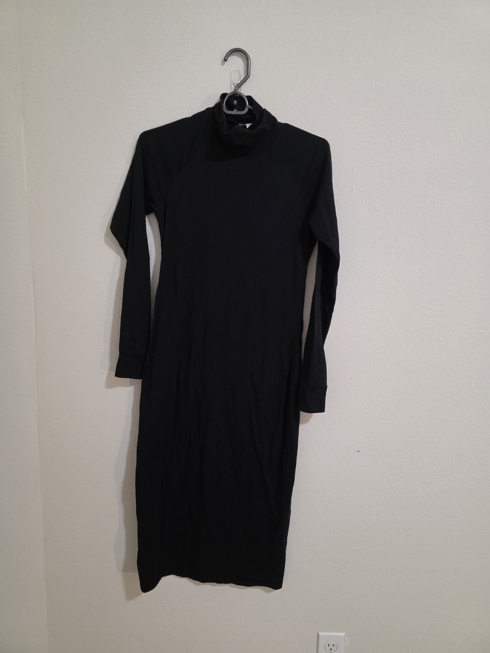James Perse Black Long-Sleeve Turtleneck Midi Dress